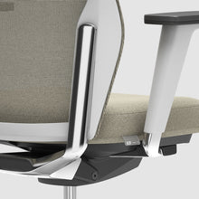 Carica l'immagine nel visualizzatore di Gallery, ICF Duo Chair Design Bürostuhl - höhenverstellbar, neigbar mit 3D Armlehnen