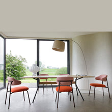 Load the image into the gallery viewer, Artifort Aloa Stuhl, gepolstert - Design Khodi Feiz, 2021