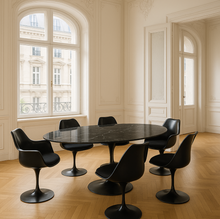 Charger l'image dans la galerie, Knoll Saarinen Esstisch – Ovaler Tulip Table 198x121 cm mit Nero Marquina Marmor & schwarzem Fuß