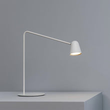Lade das Bild in den Galerie-Viewer, Formagenda Chaplin Tischleuchte mit Berührungsdimmer