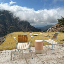 Lade das Bild in den Galerie-Viewer, Prostoria Osmo Outdoor Stuhl – Wetterfester Designstuhl für Terrasse & Gastronomie