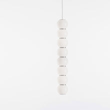 Load the image into the gallery viewer, Formagenda Pearls Double Suspension - 67 cm, Pendelleuchte mit Glaskugeln