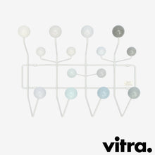 Lade das Bild in den Galerie-Viewer, vitra Hang it all, Charles & Ray Eames, 1953 & weitere Farben