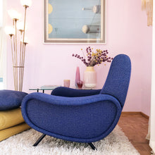 Lade das Bild in den Galerie-Viewer, Cassina Lady Chair 720 by Marco Zanuso