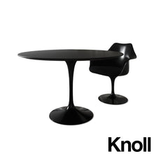 Load the image into the gallery viewer, Knoll Saarinen Esstisch schwarz, rund ø 120 cm