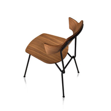 Charger l'image dans la galerie, Prostoria Strain Stuhl mit Armlehnen