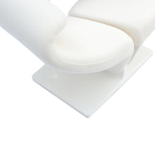 Load the image into the gallery viewer, Artifort - Ribbon Chair F582 by Pierre Paulin, 1966