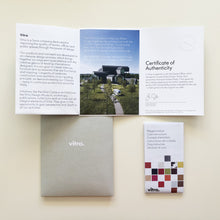 Carica l'immagine nel visualizzatore di Gallery, Vitra Eames Plastic Armchair RE - DAR, Untergestell weiss & weitere Farben