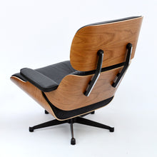 Load the image into the gallery viewer, Vitra Lounge Chair (neue Maße) Amerikanischer Kirschbaum / Leder Nero