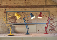 Carica l'immagine nel visualizzatore di Gallery, Anglepoise® Type 75 Giant Floor Lamp / Maxi Stehlampe & weitere Farben