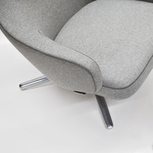 Load the image into the gallery viewer, Vitra Grand Repos Sessel & Ottoman