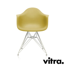 Carica l'immagine nel visualizzatore di Gallery, Vitra Eames Plastic Armchair RE - DAR, Untergestell weiss & weitere Farben