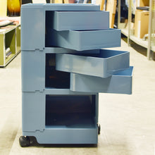 Afbeelding in Gallery-weergave laden, B-Line Boby B34 Büro Rollcontainer mit 4 Schwenkfächern, Design Joe Colombo
