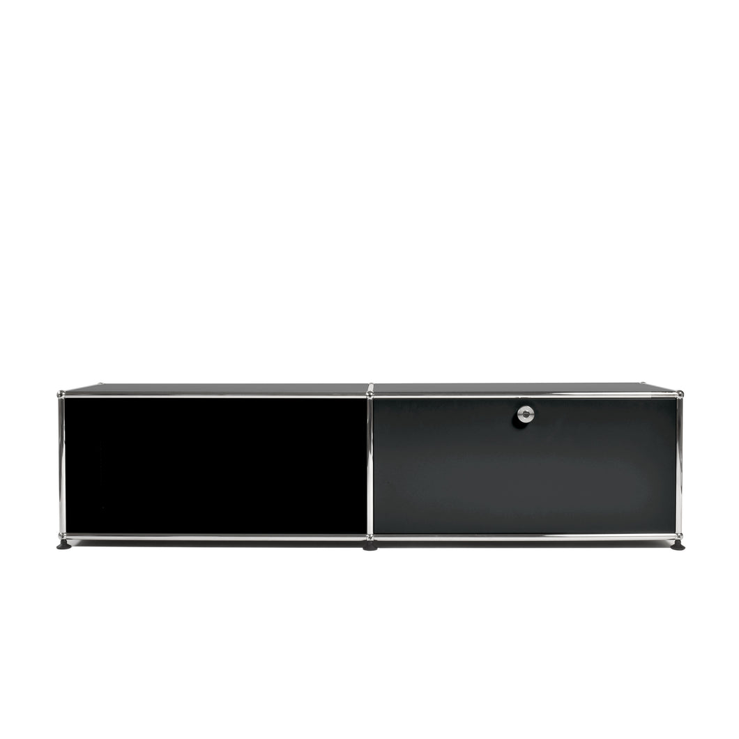 USM Haller E TV-/Hi-Fi-Möbel mit Klappe T373 x B1523 x H390 mm - 14 Farben