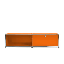 Carica l&#39;immagine nel visualizzatore di Gallery, USM Haller E TV-/Hi-Fi-Möbel mit Klappe T373 x B1523 x H390 mm - 14 Farben
