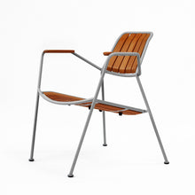 Load the image into the gallery viewer, Prostoria - Osmo Outdoor Chair
