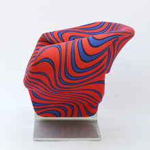 Lade das Bild in den Galerie-Viewer, Artifort - Ribbon Chair F582 by Pierre Paulin, 1966
