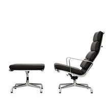 Afbeelding in Gallery-weergave laden, Vitra Eames Soft Pad Chair EA 222 + Stool EA 223 - Set Angebot
