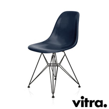 Lade das Bild in den Galerie-Viewer, vitra Eames Fiberglass Side Chair DSR, Untergestell schwarz &amp; weitere Farben
