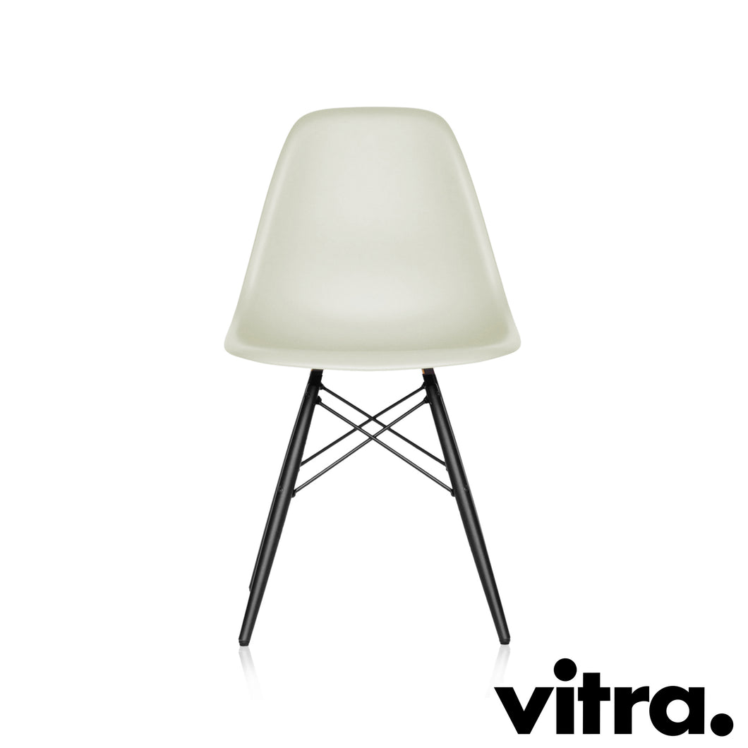 Vitra – Eames Plastic Side Chair DSW, base maple, black & other colors