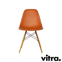 Afbeelding in Gallery-weergave laden, Vitra – Eames Plastic Side Chair DSW, Untergestell Esche, honigfarben &amp; weitere Farben
