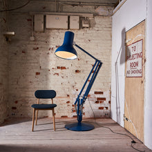 Lade das Bild in den Galerie-Viewer, Anglepoise® Type 75 Giant Floor Lamp / Maxi Stehlampe &amp; weitere Farben
