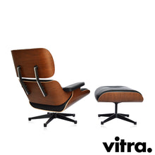 Lade das Bild in den Galerie-Viewer, Vitra Eames Lounge Chair &amp; Ottoman, poliert / Seiten schwarz, Nussbaum schwarz pigmentiert, Leder Premium F Nero (XL / Neue Maße)

